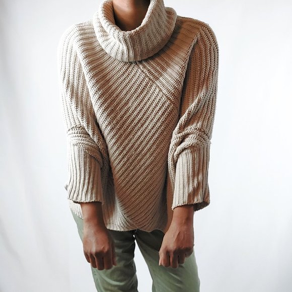Chelsea & Theodore Ribbed Asymmetrical Cowl Neck Beige Sweater - Picture 6 of 12